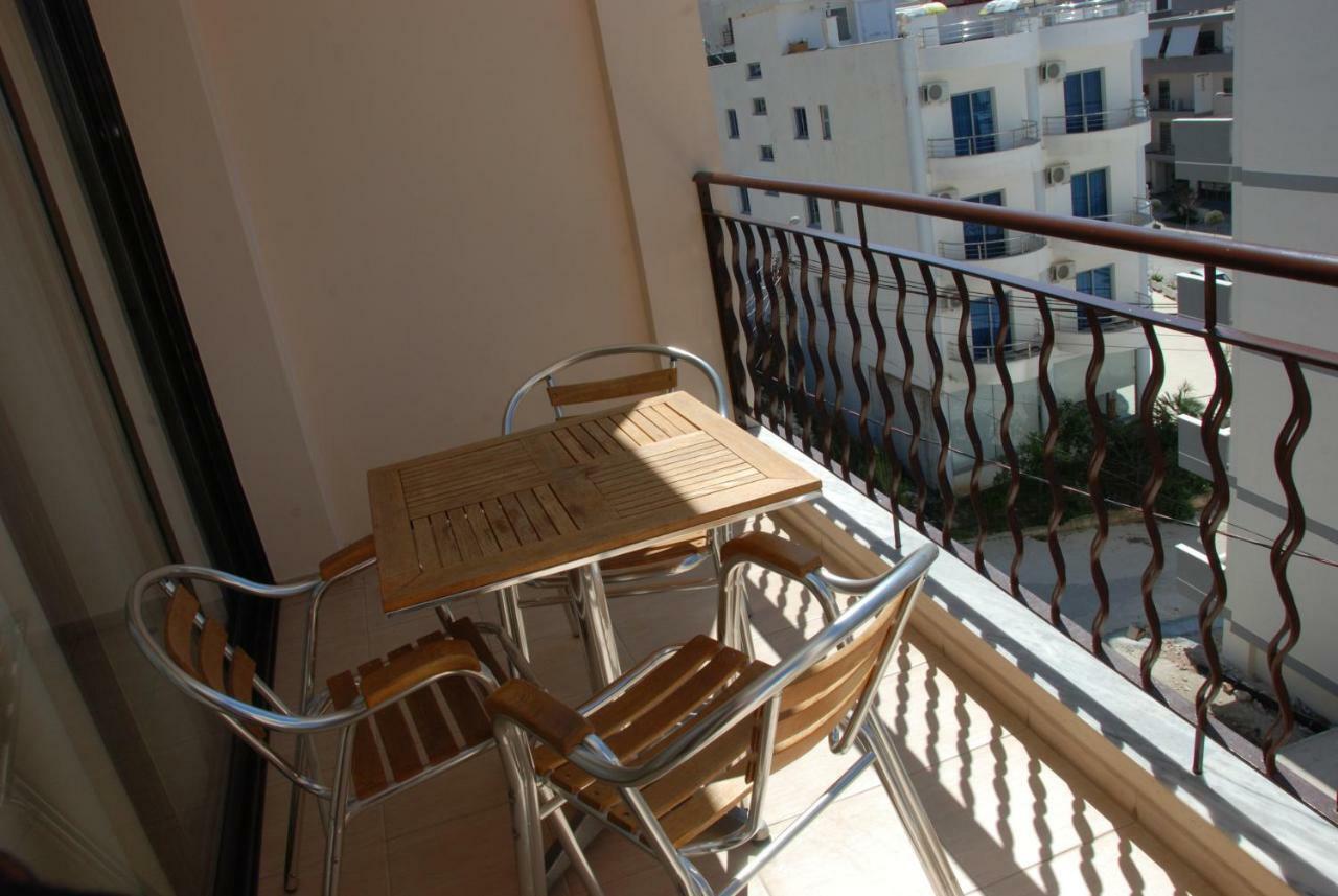 Nikos Hotel And Apartments Saranda Extérieur photo